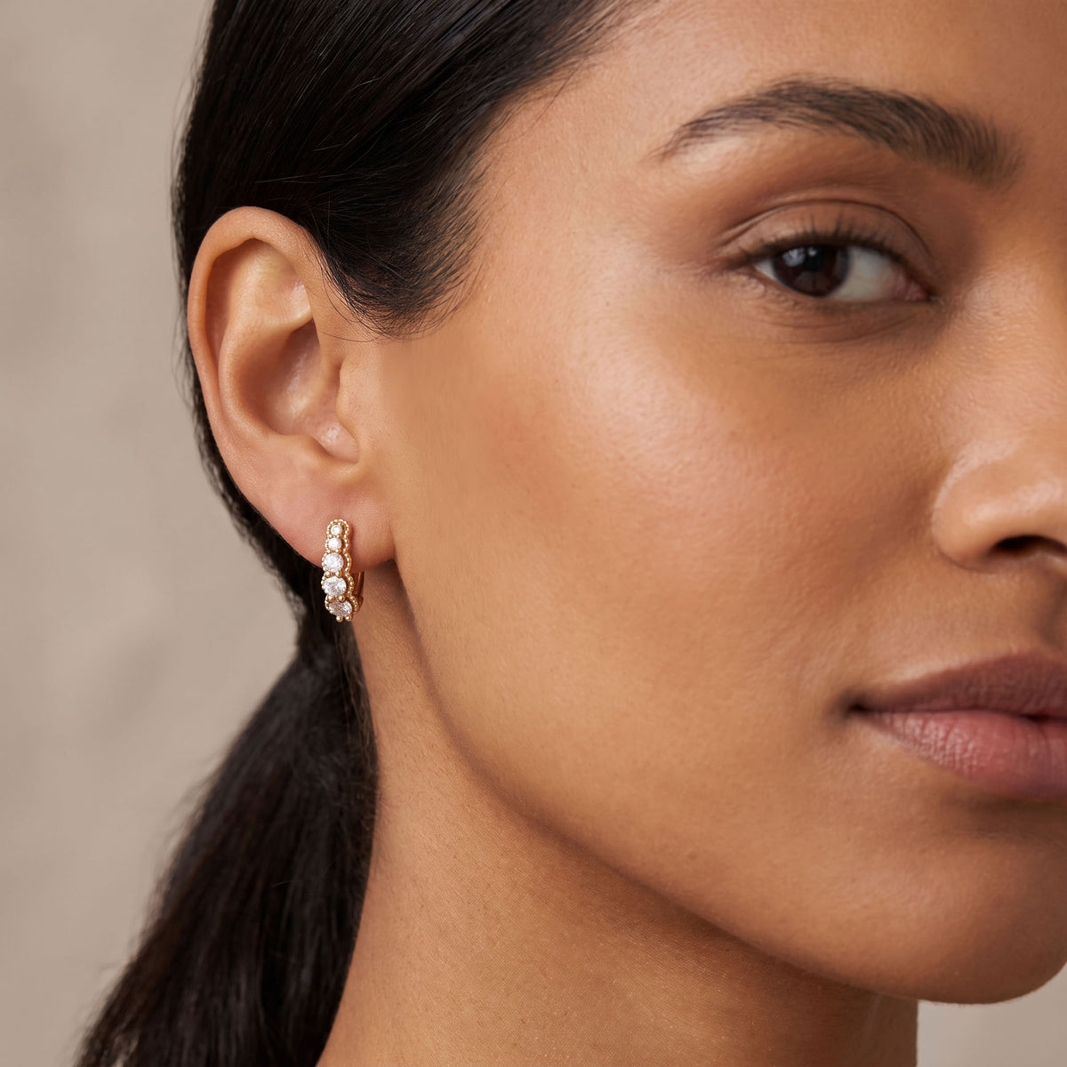 Gold | Leverback earrings with clear cubic zirconia