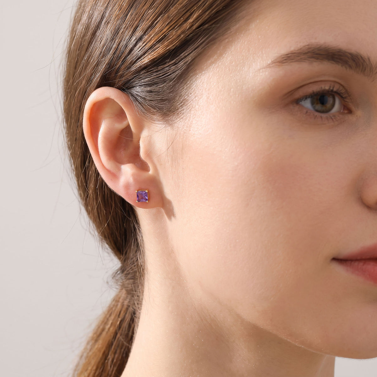 Purple | Comfortable everyday studs with a purple stone