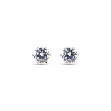 Six-prong cubic zirconia studs, 7 mm