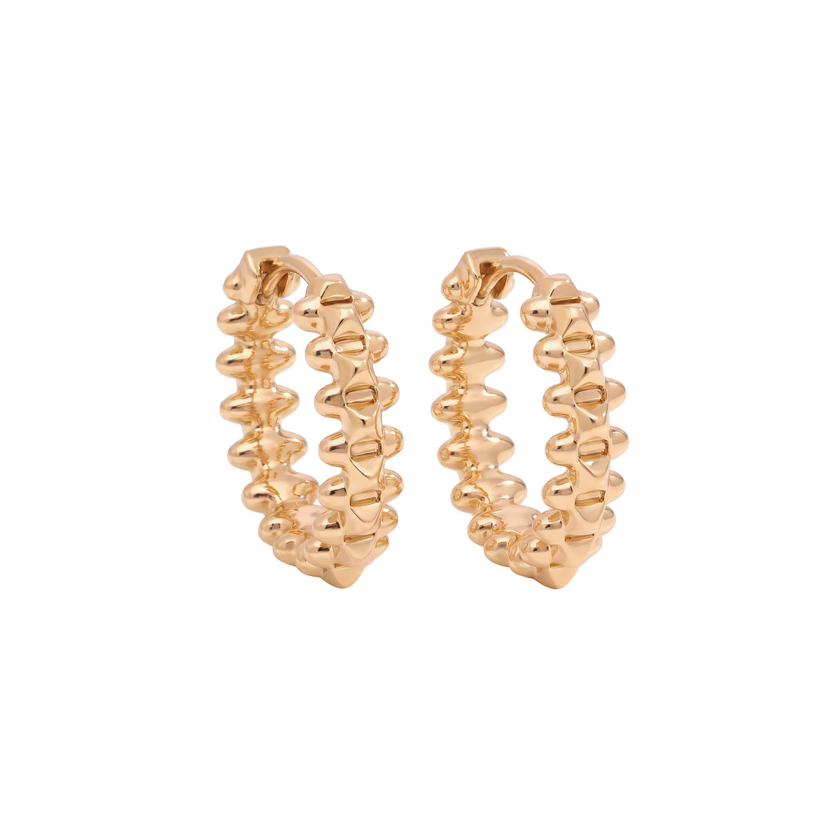 Geometric 15 mm hoop earrings, gold-plated
