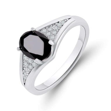 Black oval stone cocktail ring