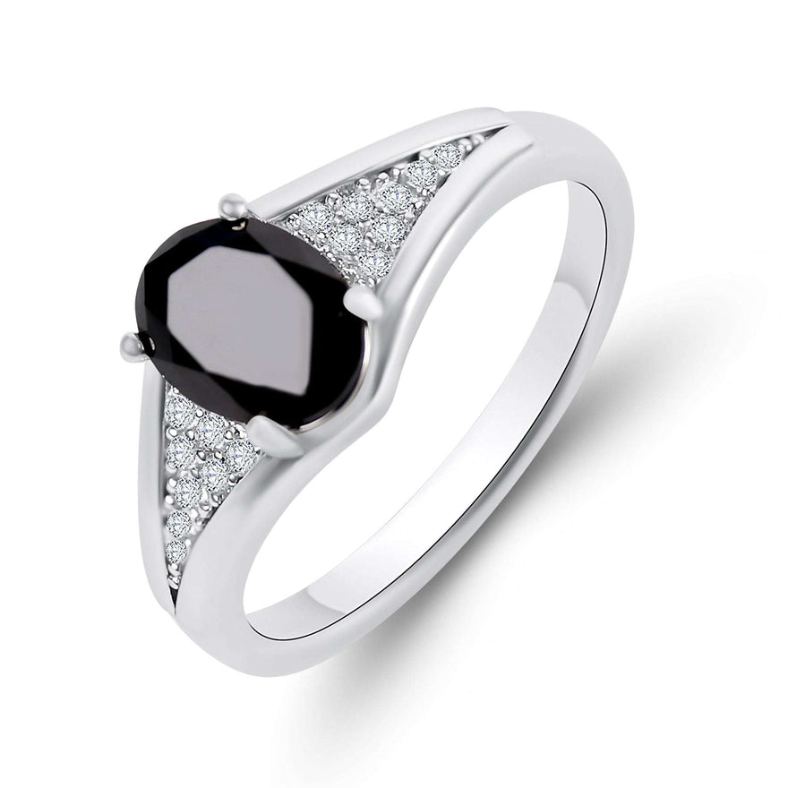 Black oval stone cocktail ring