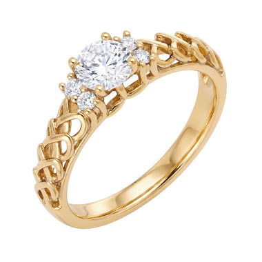 Celtic braid ring with a cubic zirconia