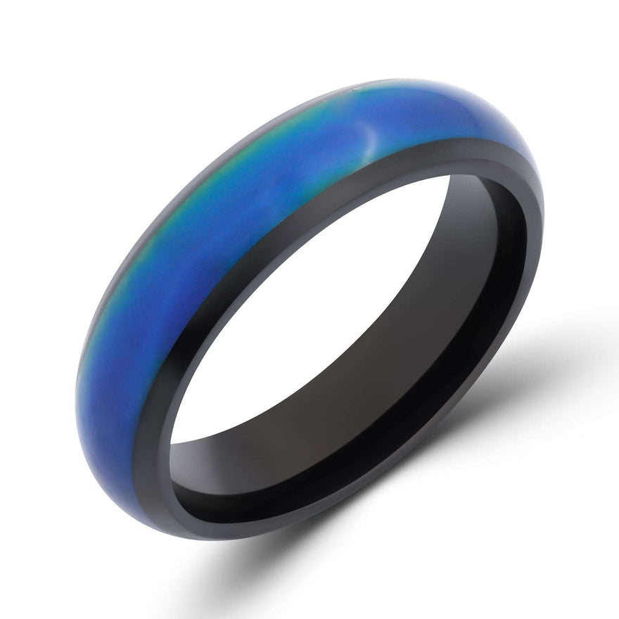 Black-rimmed colour-changing mood ring