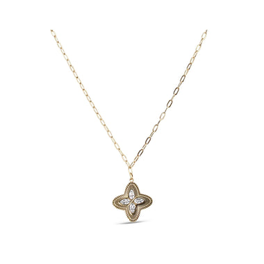 Four-leaf clover pendant necklace